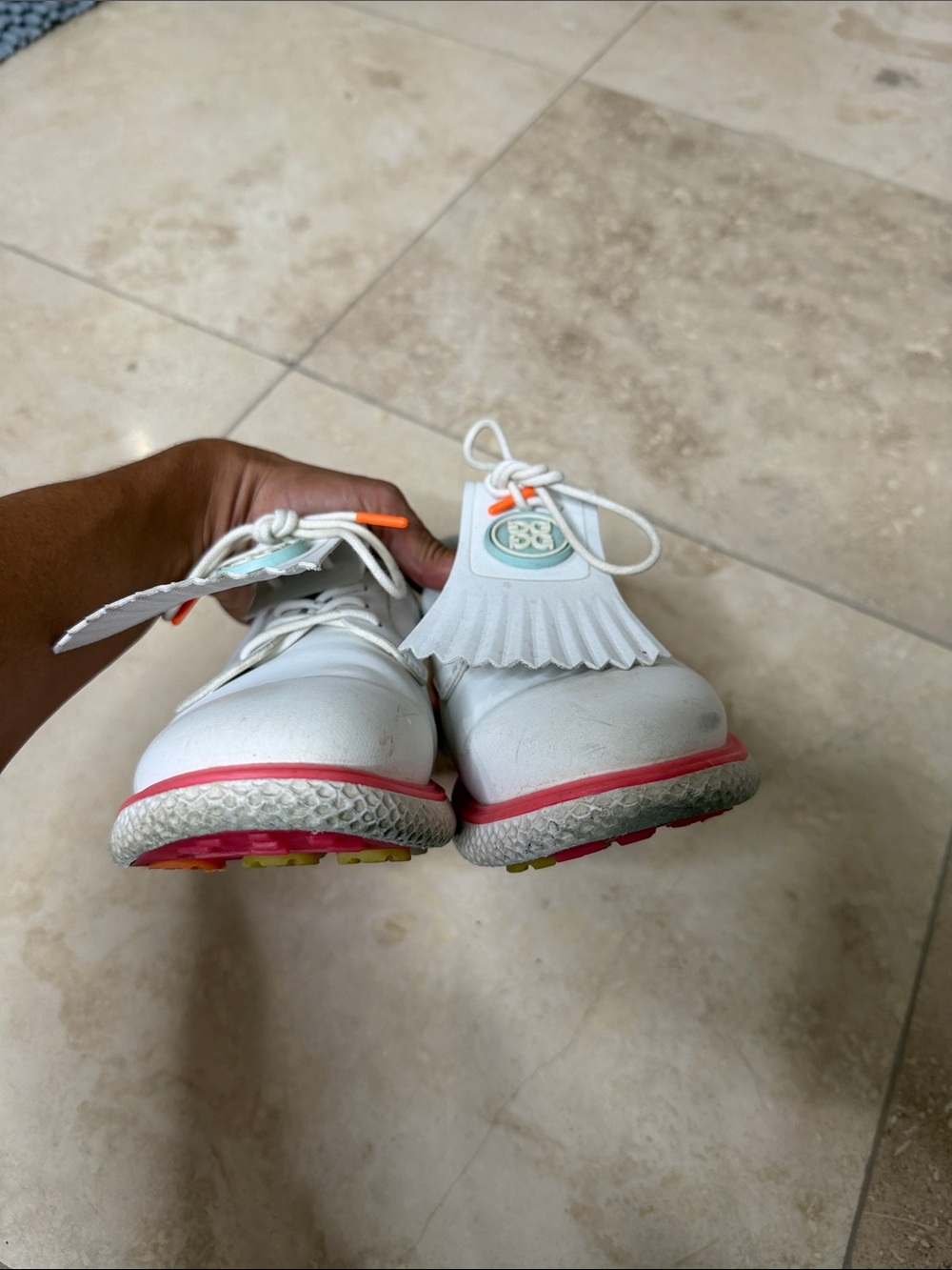 đG/FORE Womanâs White Golf Shoes with Pink Trim and Tasselđ - Picture 3 of 4